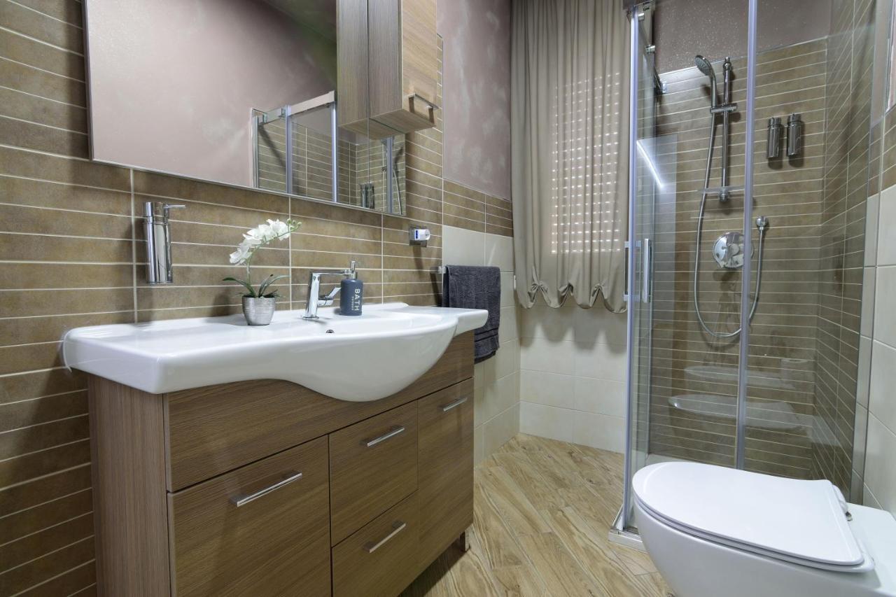 Luxury Garibaldi Apartman Alghero Kültér fotó