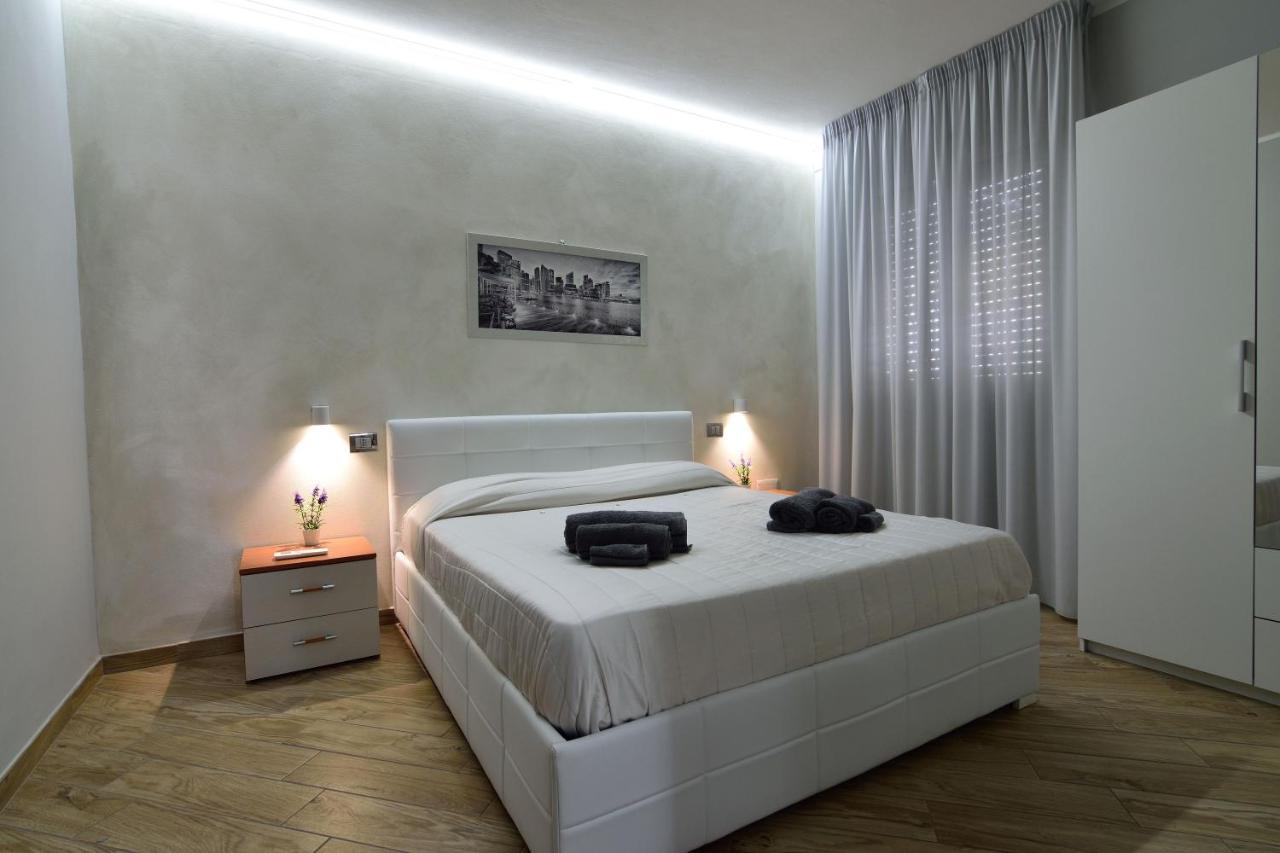 Luxury Garibaldi Apartman Alghero Kültér fotó